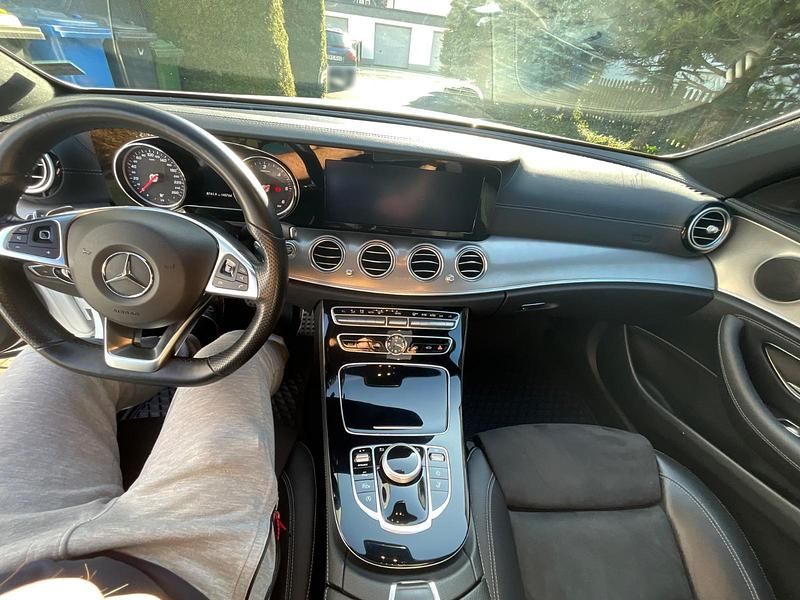 Gebraucht Mercedes 220 194 PS (142 kW) 2017 Weiß Kombi