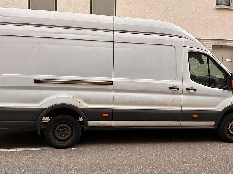 Gebraucht Ford Transit 2017 Weiß Van / Kleinbus