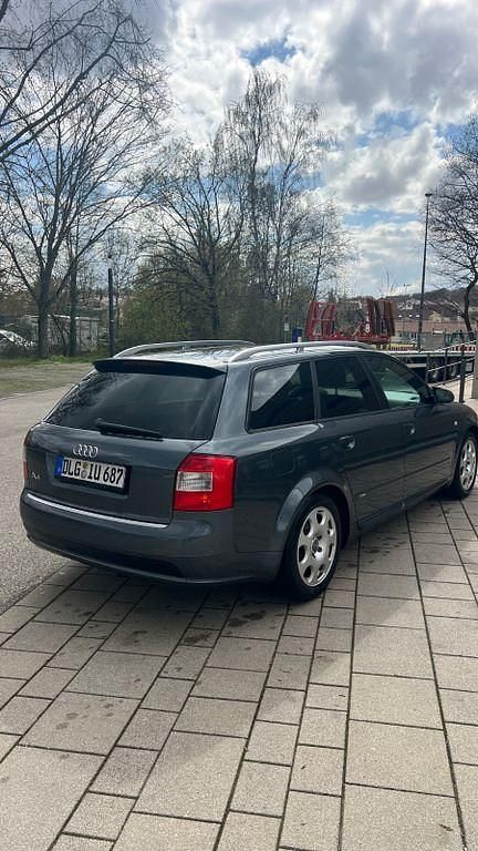Gebraucht Audi A4 S-Line 131 PS (96 kW) 2004 Silber Kombi