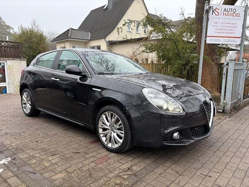 Gebraucht Alfa Romeo Giulietta Super 175 PS (128 kW) 2016 Schwarz Kleinwagen