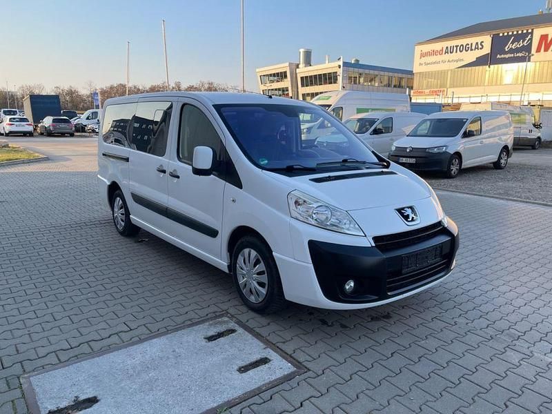 Gebraucht Peugeot Expert Allure 163 PS (119 kW) 2011 Weiß Van
