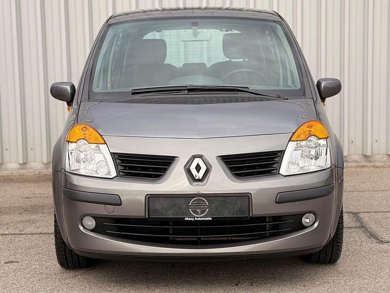 Gebraucht Renault Modus 88 PS (64 kW) 2006 Grau Van / Kleinbus