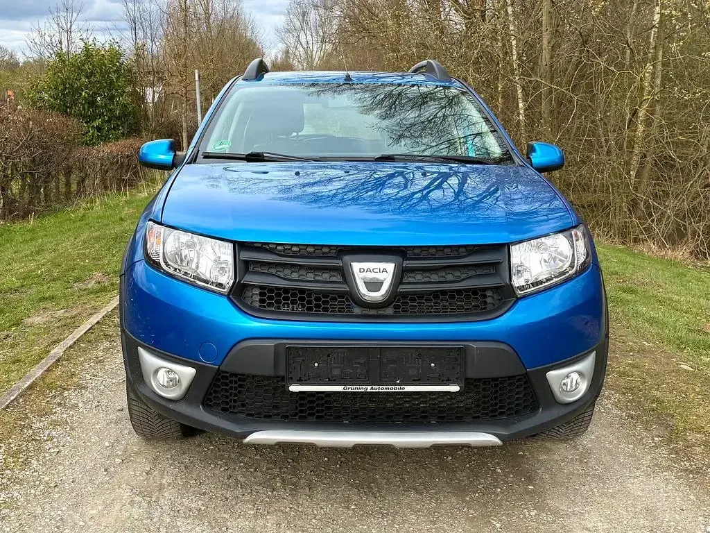 Gebraucht Dacia Sandero Ambiance 90 PS (66 kW) 2013 Blau Limousine