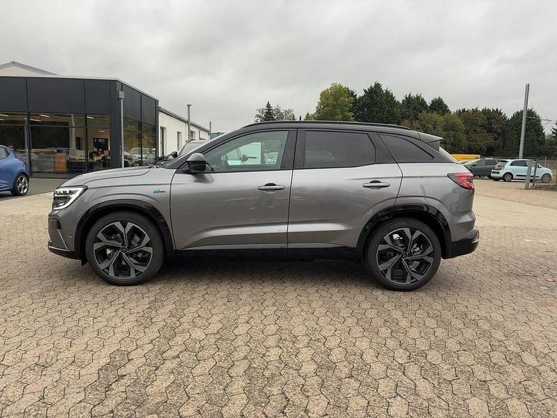 Neu Renault Austral Techno 200 PS (147 kW) 2025 Grau + dach schwarz (grau) SUV