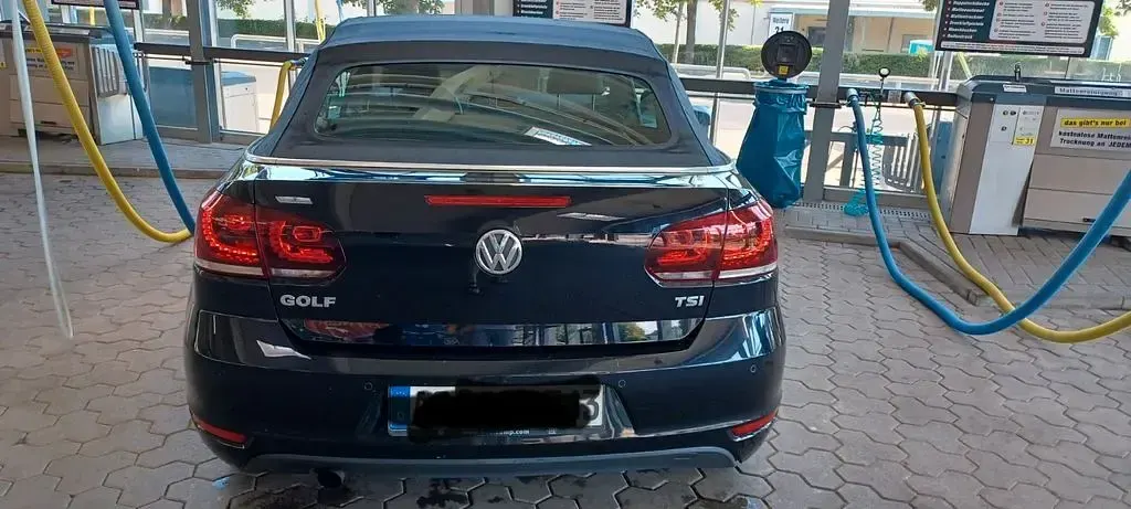 Gebraucht VW Golf Cabriolet 105 PS (77 kW) 2011 Schwarz Cabrio