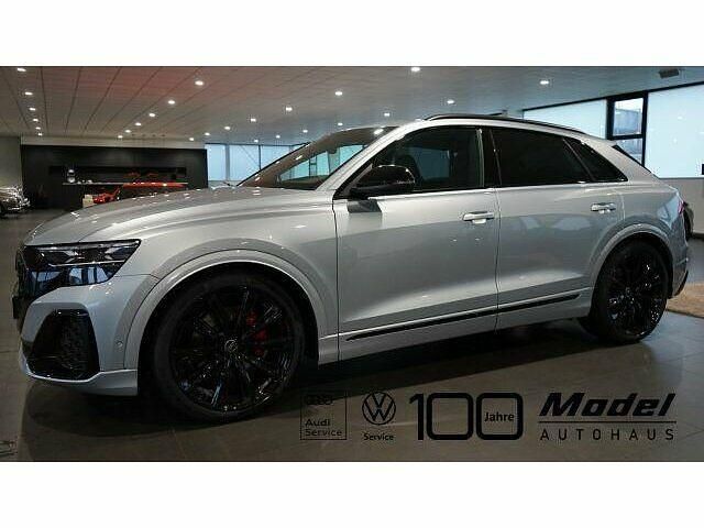 Gebraucht Audi Q8 S-Line 286 PS (210 kW) 2024 Satellitsilber metallic SUV