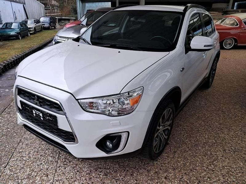 Gebraucht Mitsubishi ASX 117 PS (86 kW) 2016 Perlmuttweiß SUV