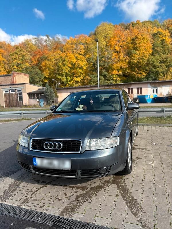 Gebraucht 2001 Audi A4 Limousine | 1.600 € (Fairer Preis) - Bild 1/4