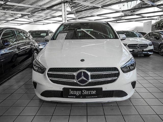Gebraucht Mercedes B250e 218 PS (160 kW) 2022 Van / Kleinbus