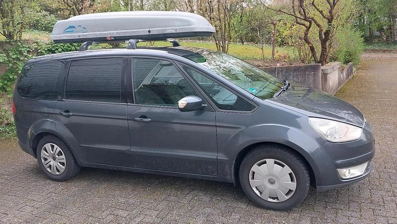 Gebraucht Ford Galaxy 140 PS (102 kW) 2007 Grau Van / Kleinbus