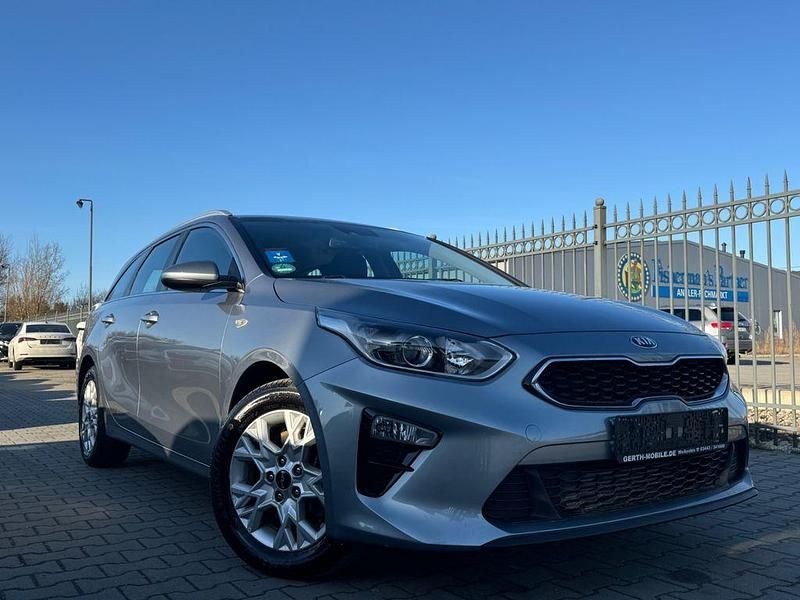 Gebraucht Kia Ceed 136 PS (100 kW) 2020 Silber Kleinwagen