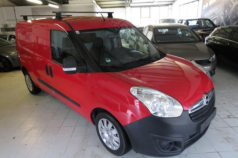 Gebraucht Opel Combo 90 PS (66 kW) 2014 Rot Van / Kleinbus