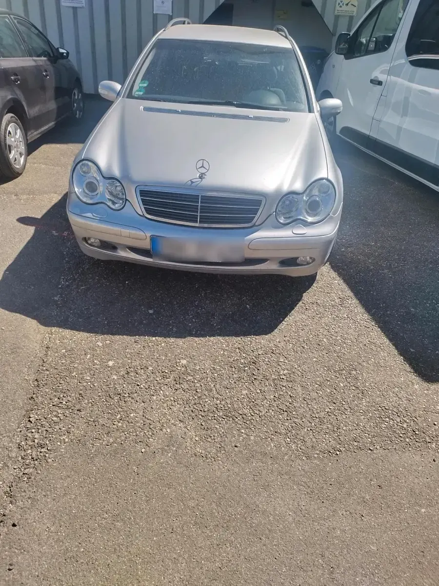 Gebraucht Mercedes C270 2003 Silber Kombi