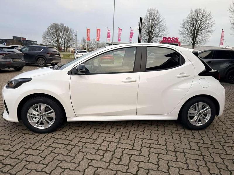 Neu Mazda 2 Center-Line 116 PS (85 kW) 2025 Lunar white Kleinwagen