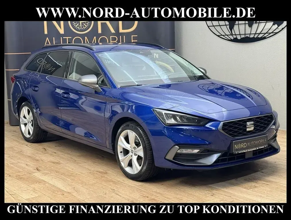 Używany Seat Leon FR-Line 204 KM (150 kW) 2021 Niebieski Kombi