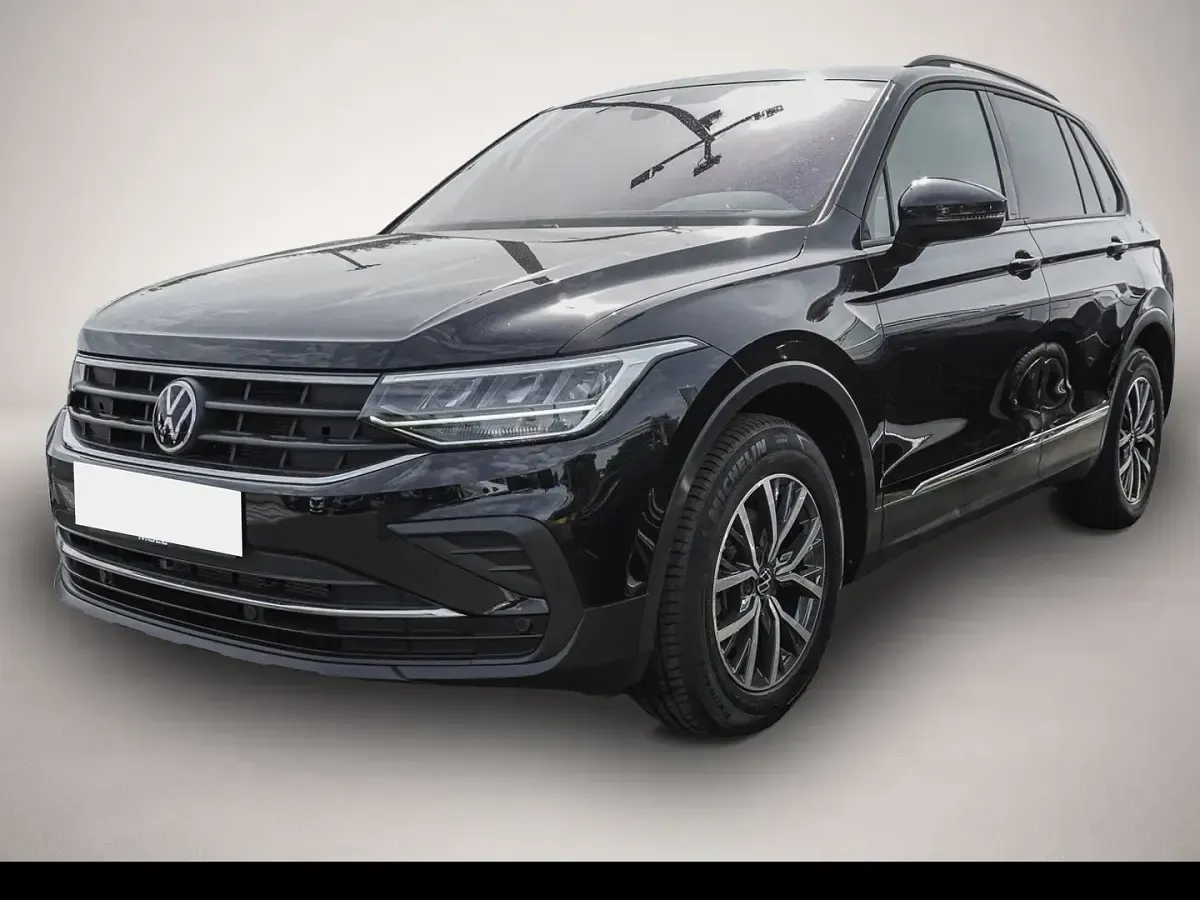 Gebraucht VW Tiguan Life 150 PS (110 kW) 2023 SUV