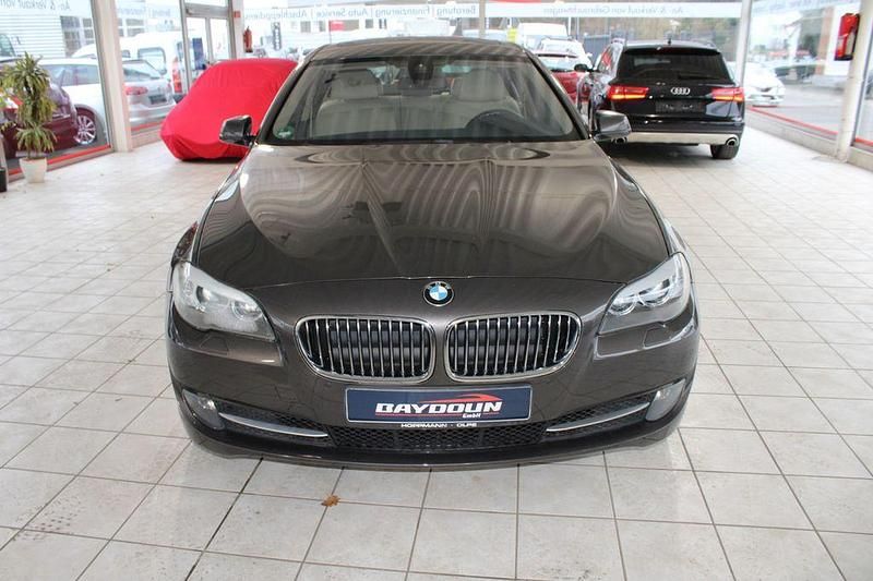 Gebraucht BMW 535 Comfort Edition 313 PS (230 kW) 2012 Beige Limousine