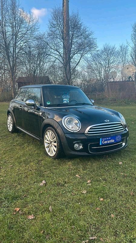 Gebraucht Mini Cooper D 111 PS (81 kW) 2011 Schwarz Kleinwagen