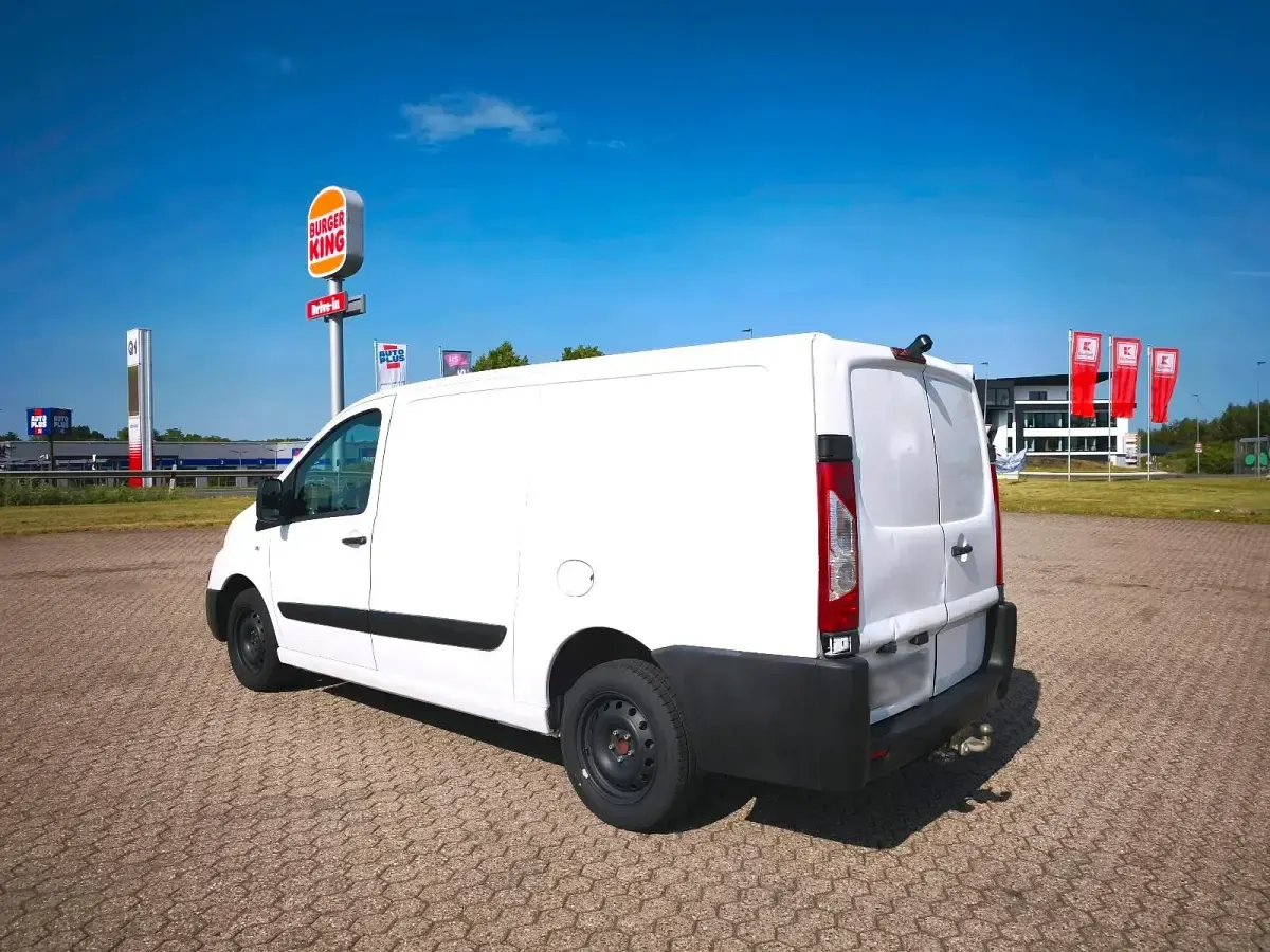 Gebraucht Citroën Jumpy 90 PS (66 kW) 2010 Weiß Van / Kleinbus