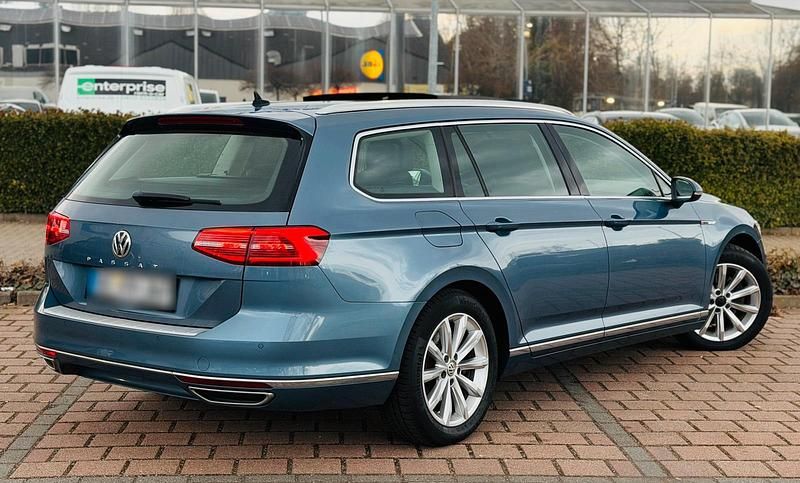 Gebraucht VW Passat 190 PS (139 kW) 2015 Blau Limousine