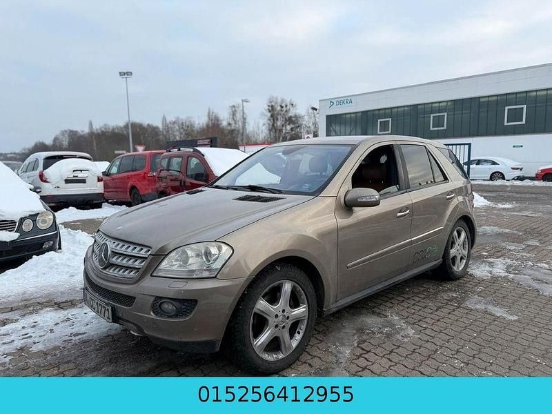Gebraucht Mercedes ML320 224 PS (164 kW) 2008 Beige SUV