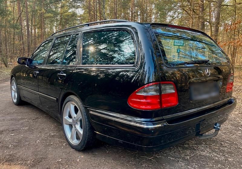 Brugt Mercedes E320 224 HK (164 kW) 2002 Sort Stationcar