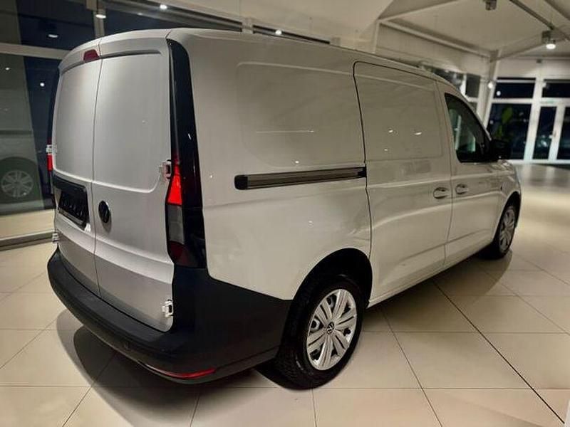 Gebraucht VW Caddy Maxi 122 PS (89 kW) 2022 Weiß Van / Kleinbus