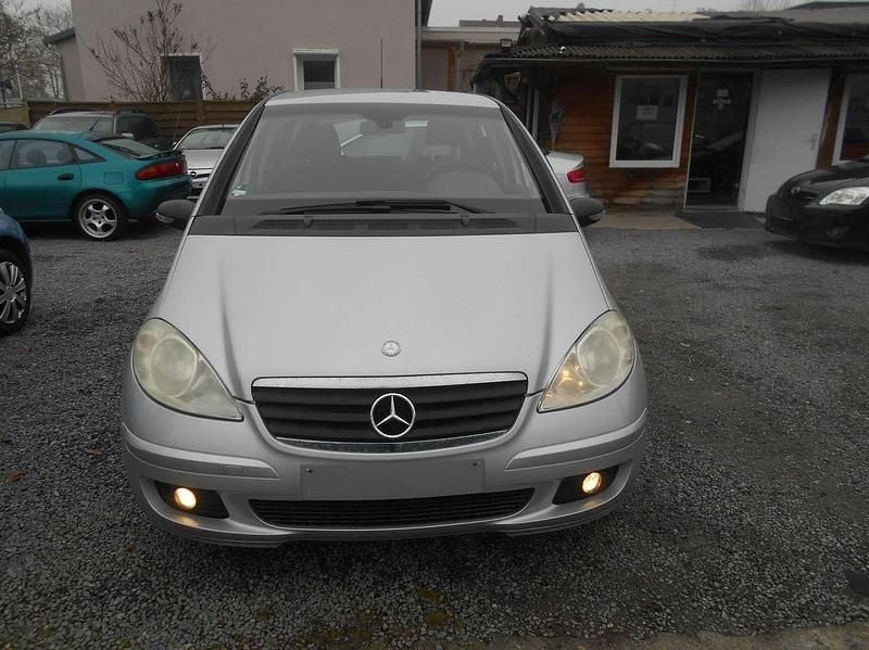 Gebraucht Mercedes A180 109 PS (80 kW) 2004 Polarsilber  metalliclack Kleinwagen