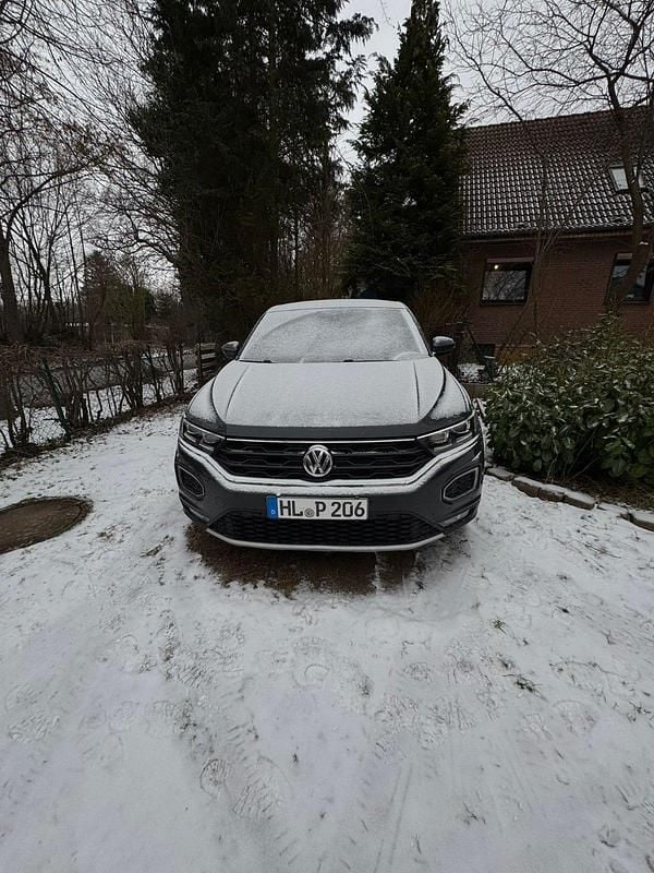 Grau Gebraucht 2018 VW T-Roc SUV | 16.175 € (Superpreis) - Bild 1/4