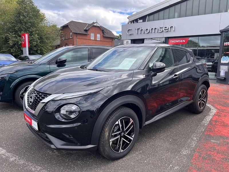 Neu Nissan Juke N-Connecta 114 PS (83 kW) 2025 Pearl black SUV