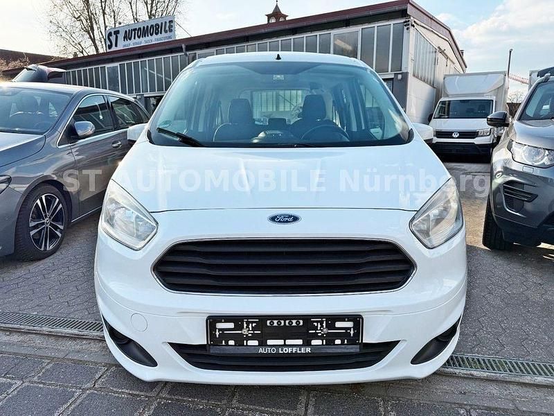 Gebraucht Ford Tourneo Courier Trend 75 PS (55 kW) 2016 Frostweiß Van / Kleinbus