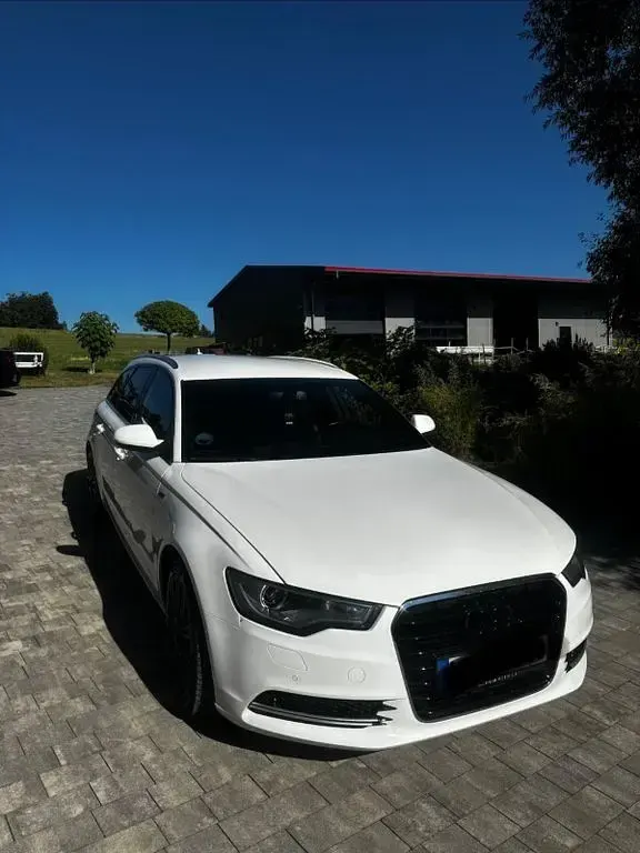 Gebraucht Audi A6 Ambiente 204 PS (150 kW) 2014 Weiß Kombi