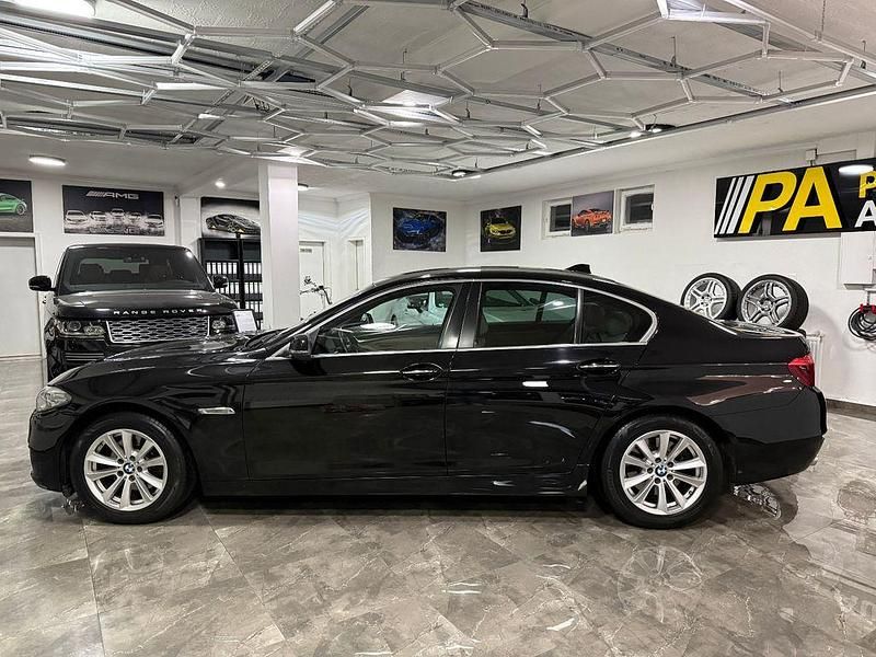 Gebraucht BMW 520 Performance 190 PS (139 kW) 2015 Schwarz Limousine