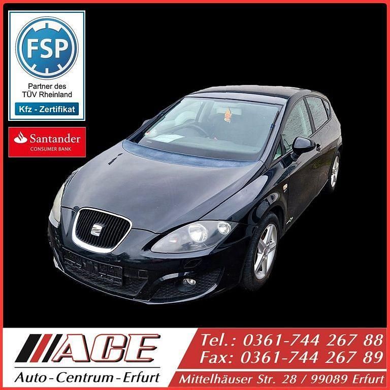 Schwarz Gebraucht 2012 Seat Leon Copa Limousine | 3.990 € (Guter Preis) - Bild 1/1