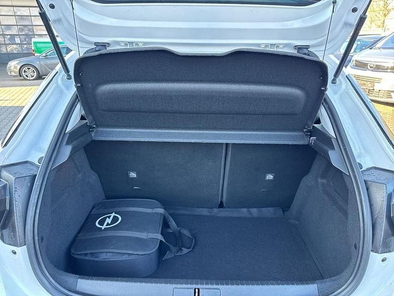 Gebraucht Opel Corsa-e Edition 100 kW (136 PS) 2022 Weiß Kleinwagen