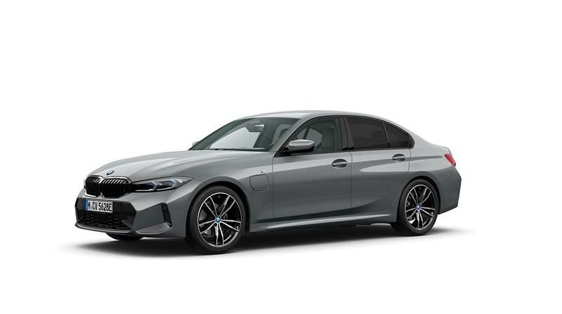 Gebraucht 2024 BMW 330 Shadowline Limousine | 43.390 € (Superpreis) - Bild 1/3
