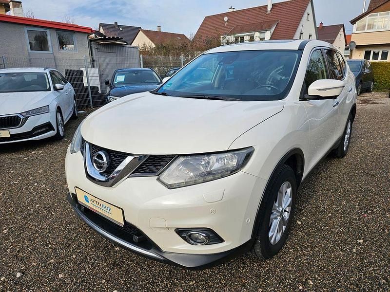 Weiß Gebraucht 2017 Nissan X-Trail Acenta SUV | 13.400 € - Bild 1/4