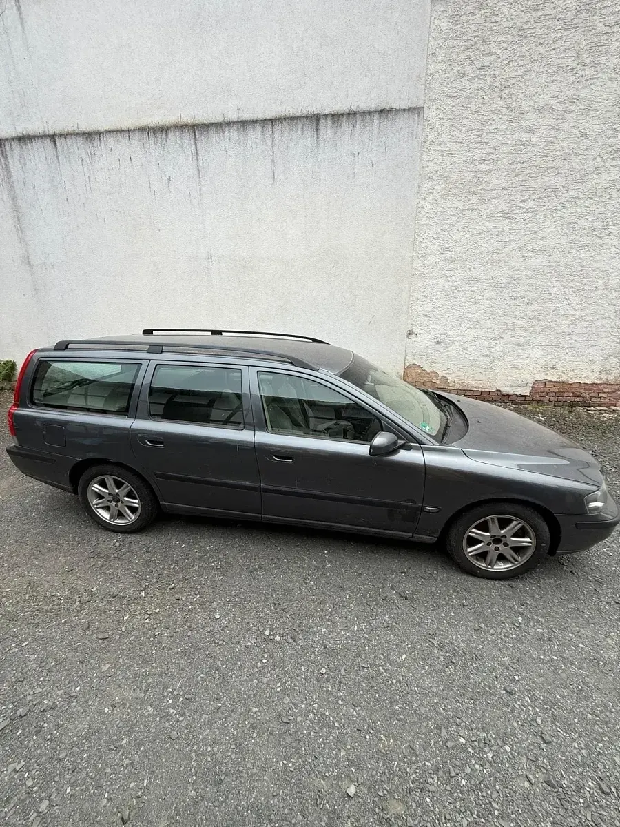 Gebraucht Volvo V70 163 PS (119 kW) 2003 Grau Kombi