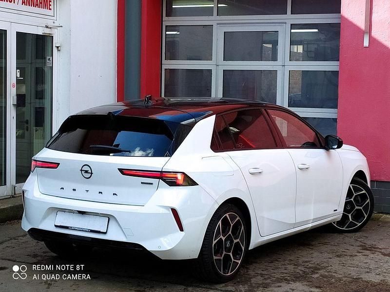 Gebraucht Opel Astra Ultimate 150 PS (110 kW) 2022 Weiß Limousine