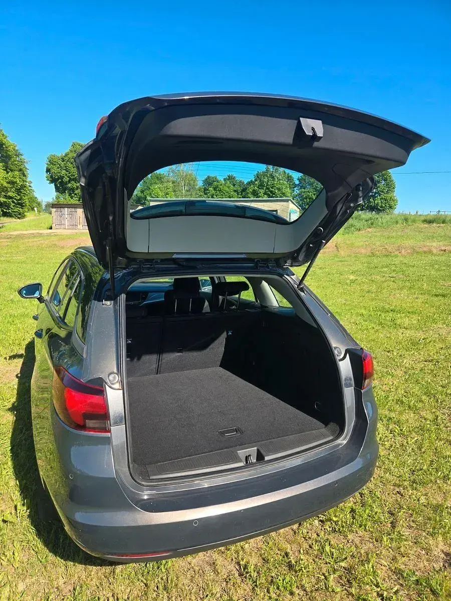 Gebraucht Opel Astra 150 PS (110 kW) 2016 Grau Kombi