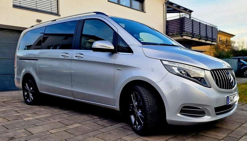 Gebraucht Mercedes E250 Avantgarde 190 PS (139 kW) 2014 Silber Kombi