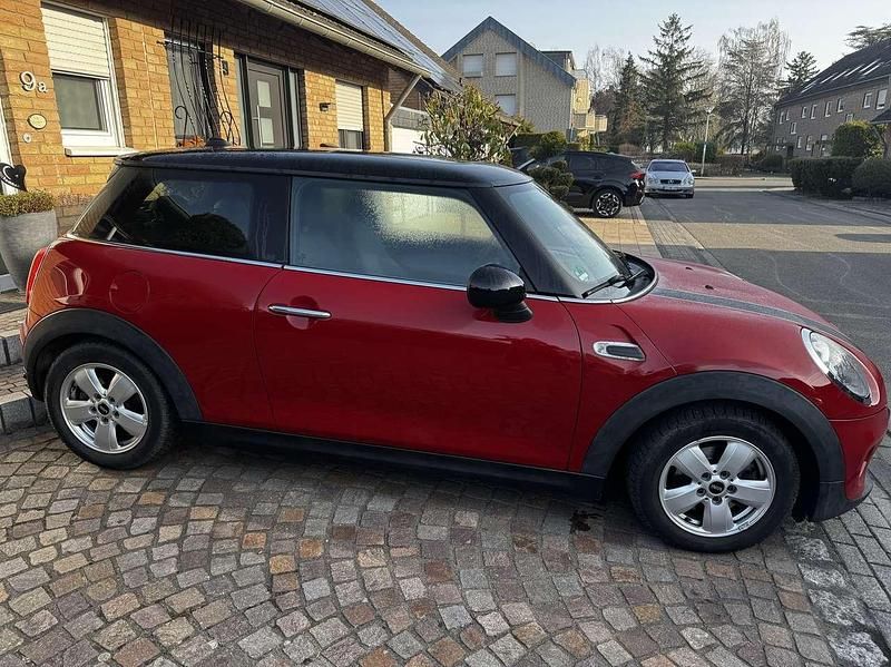 Gebraucht Mini Cooper 136 PS (100 kW) 2015 Rot Kleinwagen