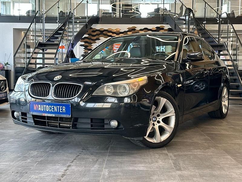 Schwarz Gebraucht 2004 BMW 525 Limousine | 3.990 € (Fairer Preis) - Bild 1/4