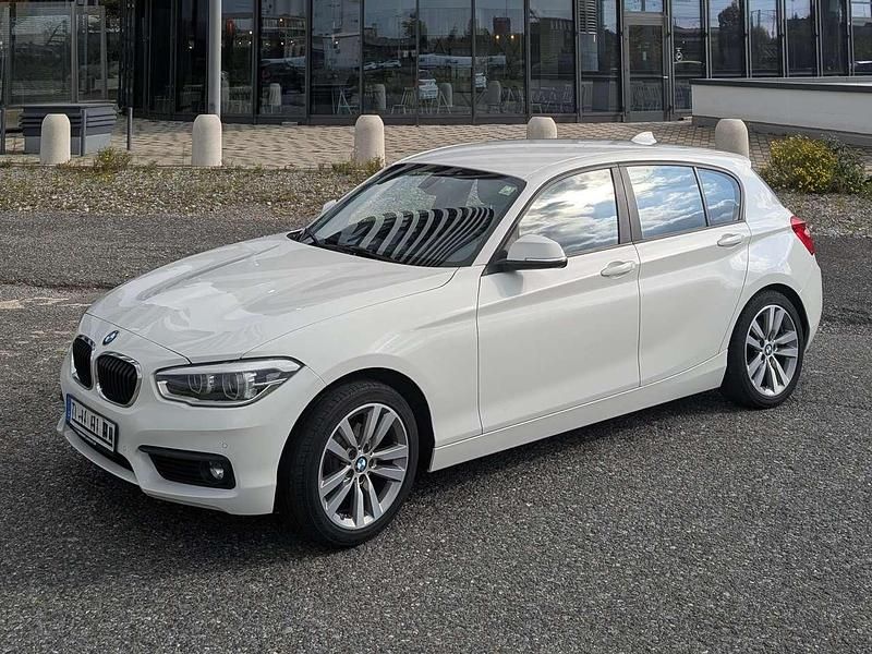 Weiß Gebraucht 2019 BMW 118 Sport Line Kleinwagen | 15.490 € (Superpreis) - Bild 1/4