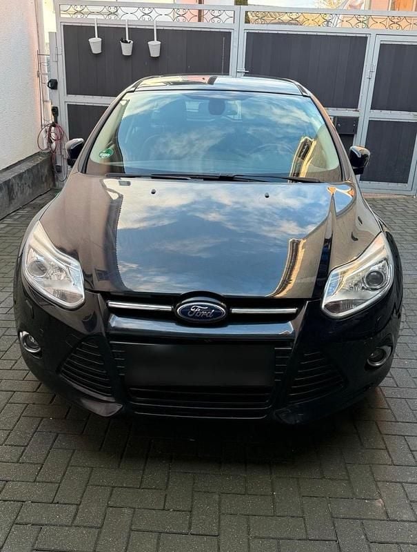 Usata Ford Focus 150 CV (110 kW) 2012 Nero Station wagon