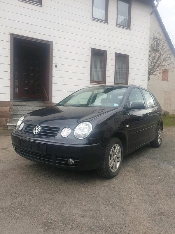 Gebraucht VW Polo 75 PS (55 kW) 2005 Schwarz Kleinwagen
