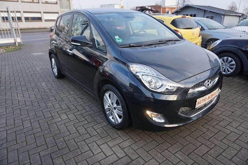 Schwarz Gebraucht 2011 Hyundai ix20 Comfort Kleinwagen | 5.200 € (Fairer Preis) - Bild 1/4