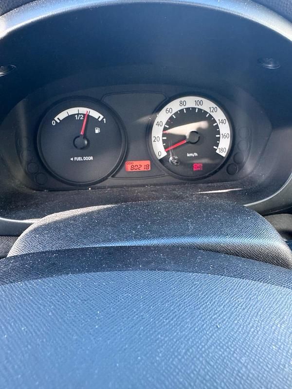 Gebraucht Kia Picanto 65 PS (47 kW) 2009 Silber Kleinwagen