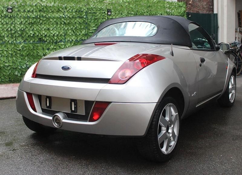Silber Gebraucht 2003 Ford StreetKa Cabrio | 1.900 € - Bild 1/4