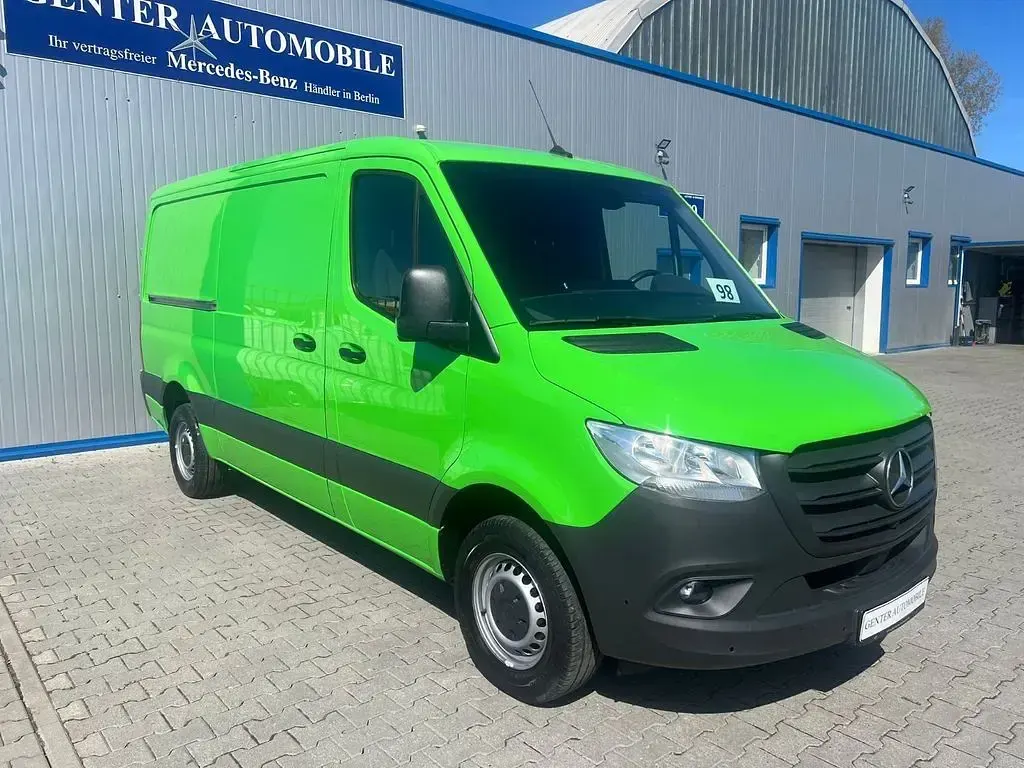 Gebraucht Mercedes Sprinter 170 PS (125 kW) 2021 Gelbgrün Van